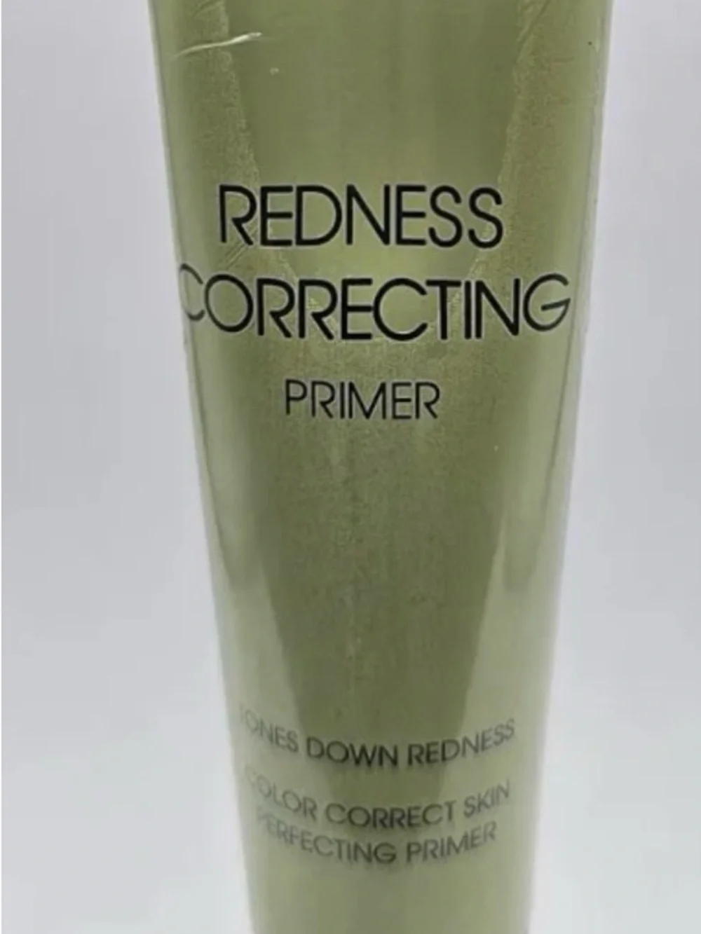 AMUSE Professional Redness Correcting Color-Correcting Primer